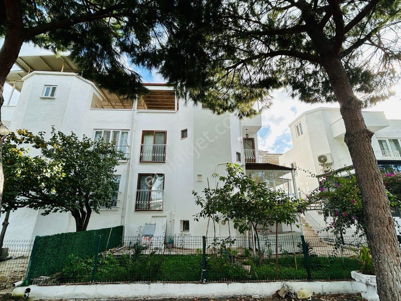 Didim Mavişehir Aydid Sitesin'de Satılık Park Cepheli Villa - Görsel 3