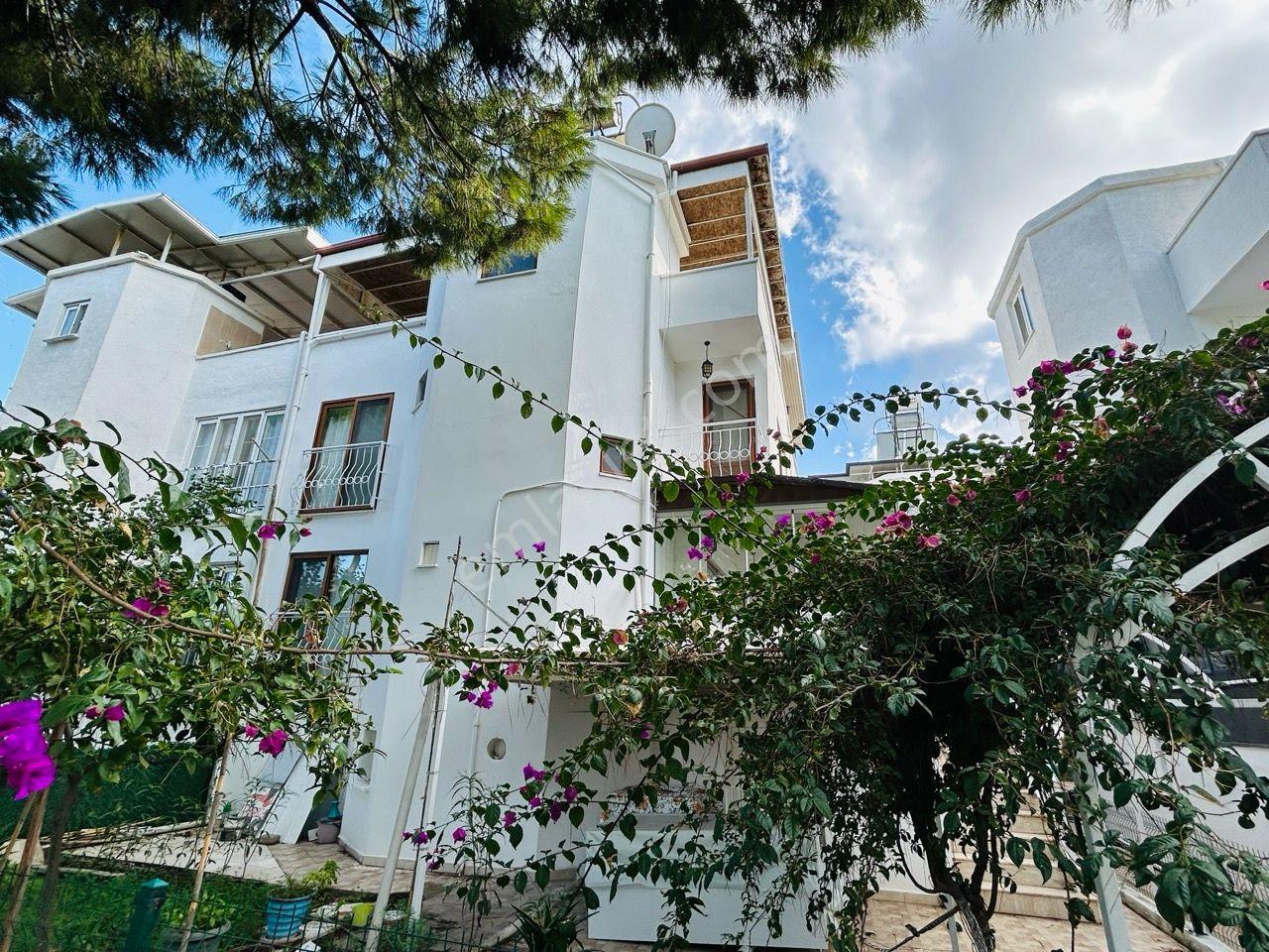 Didim Mavişehir Aydid Sitesin'de Satılık Park Cepheli Villa - Görsel 2