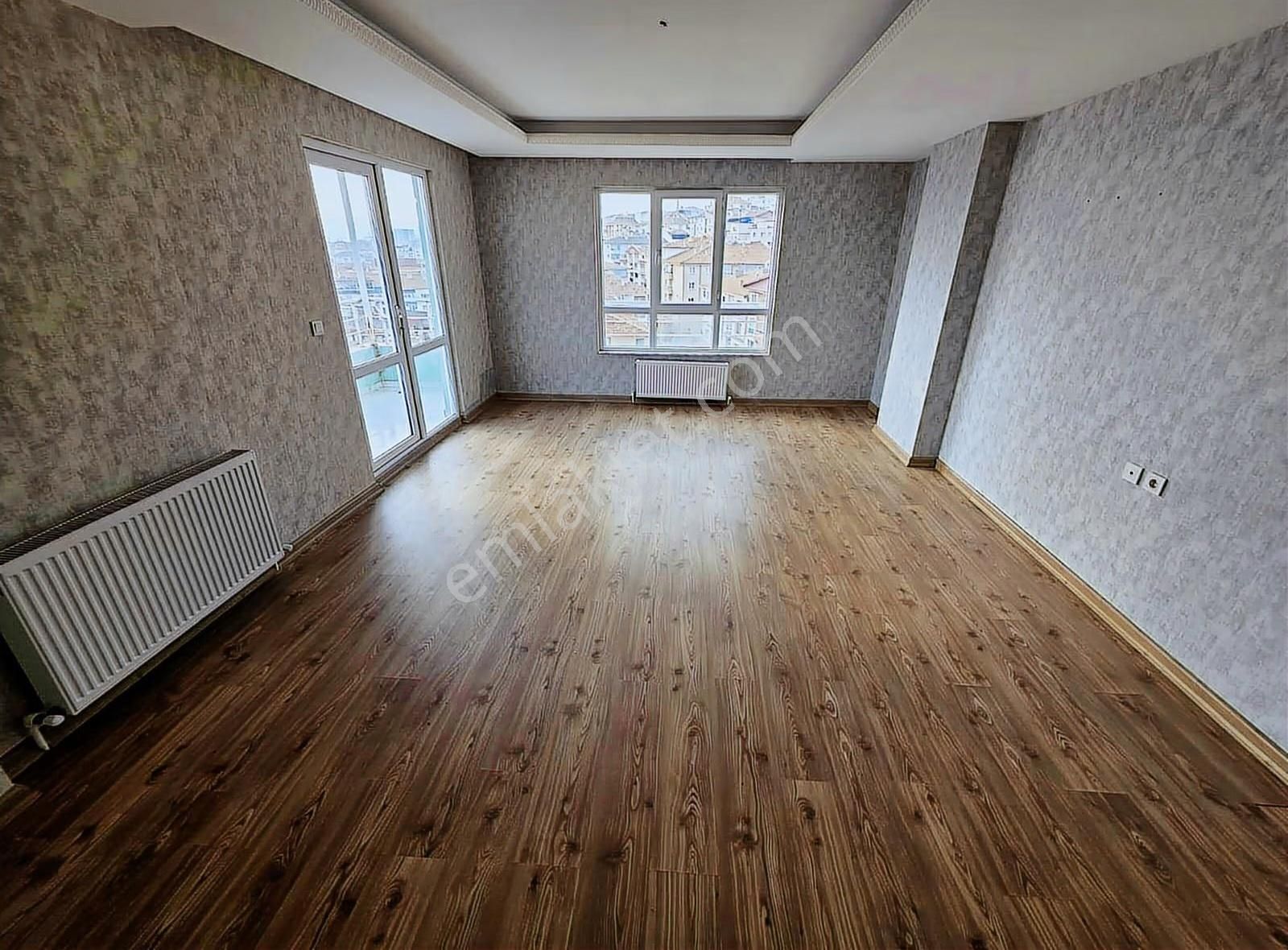 Alsancak Mah.de Asansörlü Manzaralı 3+1 Ebeveyn Banyo-katta Lüx - Görsel 16