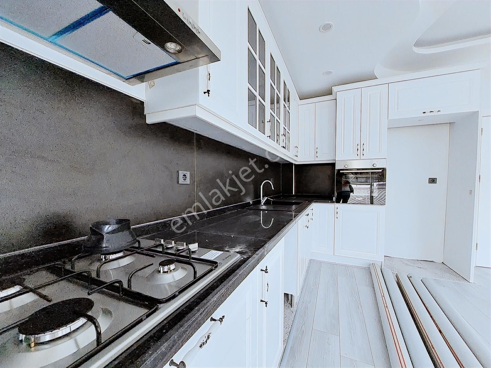 Venüs'den,güre'de Doğanın İçinde Geniş Bahçeli 5+1 Lüks Villa - Görsel 5