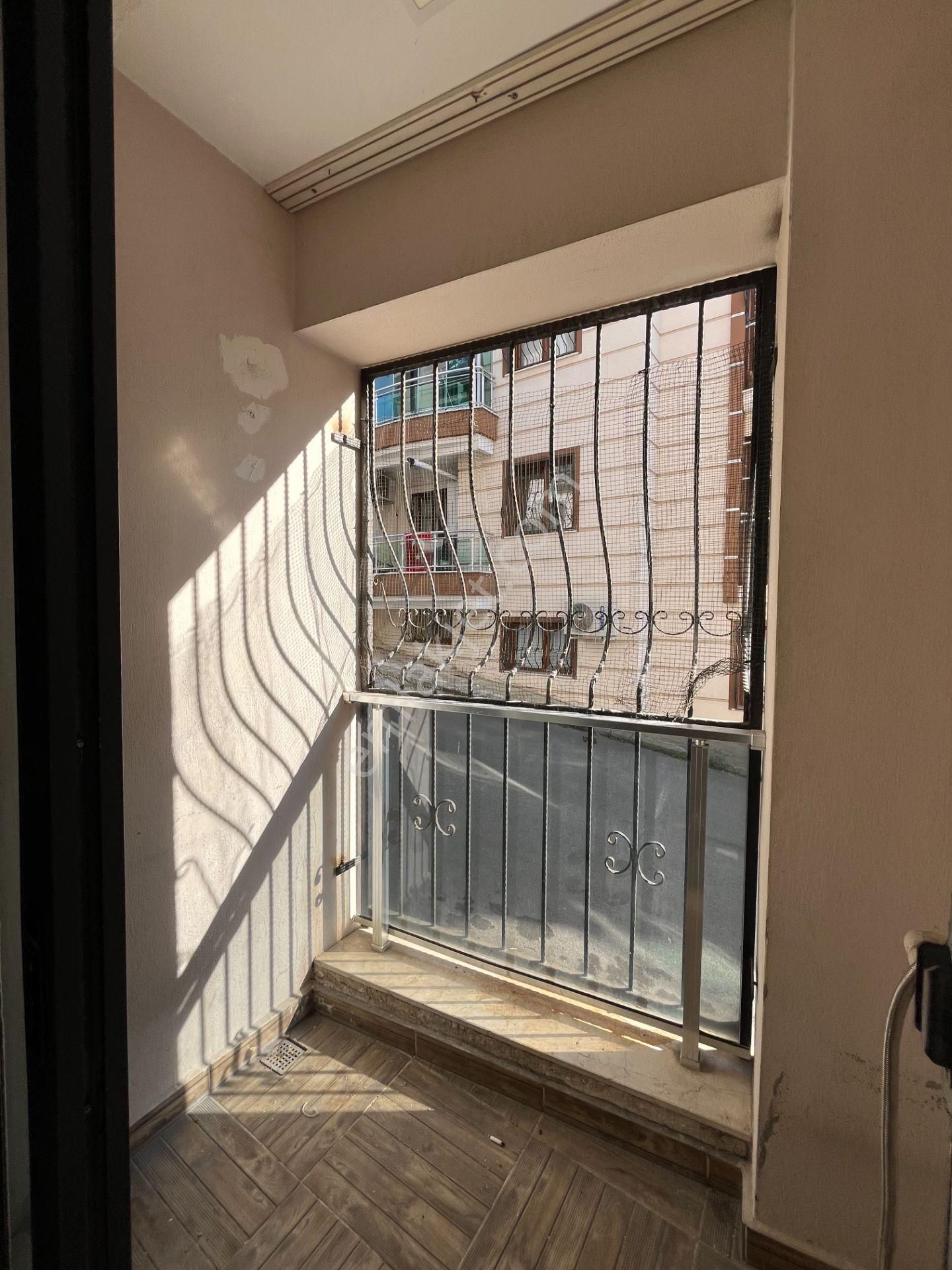 Gümüşpala'da Naldöken İzban'a Yakın Ankastreli 2+1 Kiralık Daire - Görsel 12