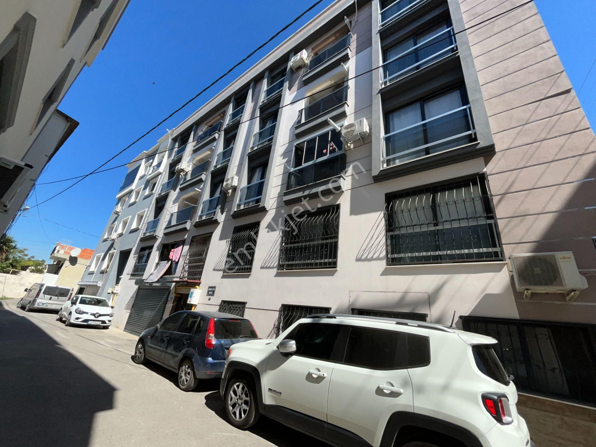 Gümüşpala'da Naldöken İzban'a Yakın Ankastreli 2+1 Kiralık Daire