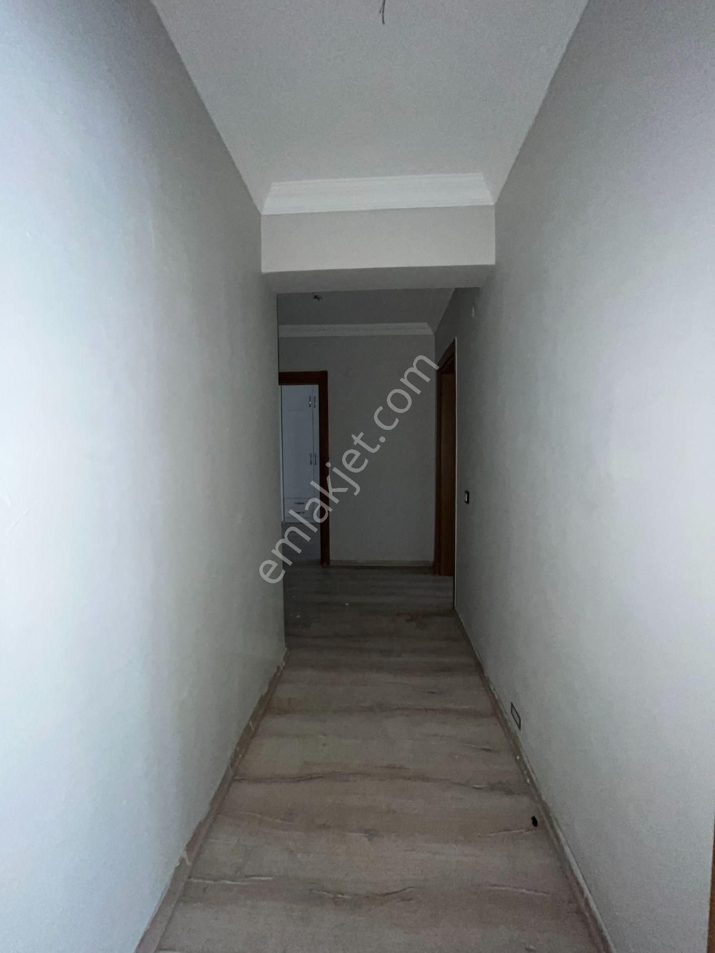 Gümüşpala'da Naldöken İzban'a Yakın Ankastreli 2+1 Kiralık Daire - Görsel 15