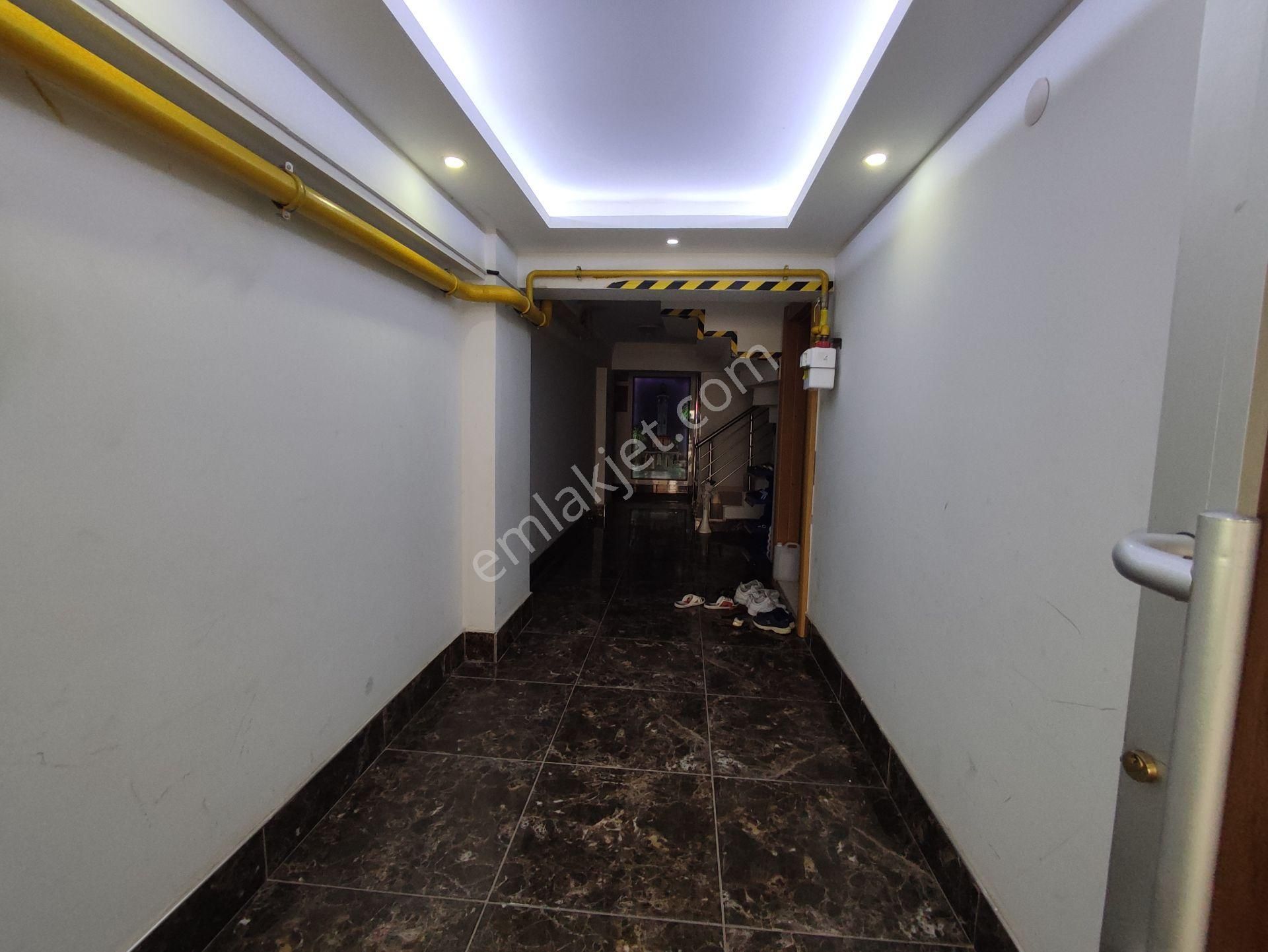 Gümüşpala'da Naldöken İzban'a Yakın Ankastreli 2+1 Kiralık Daire - Görsel 4