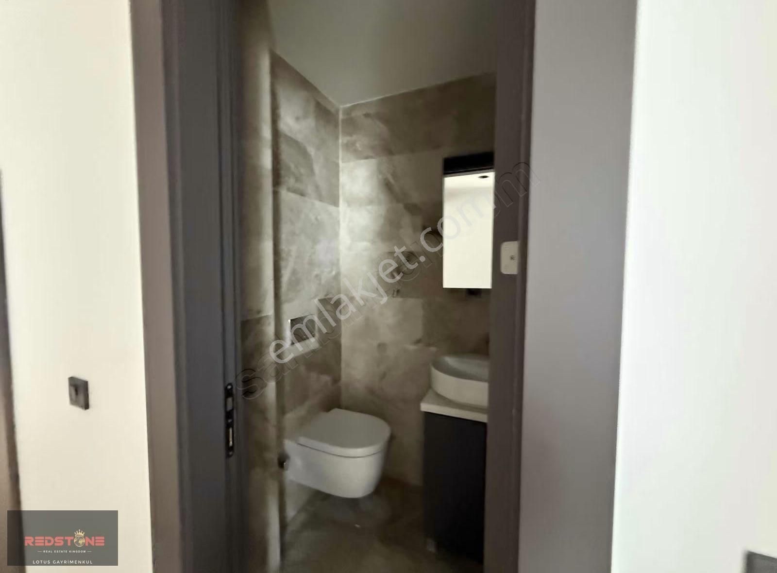 Yalıkavakta Site İçinde Müstakil Havuzlu 5+1 Kiralık Villa - Görsel 15