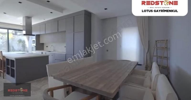 Yalıkavakta Site İçinde Müstakil Havuzlu 5+1 Kiralık Villa - Görsel 21