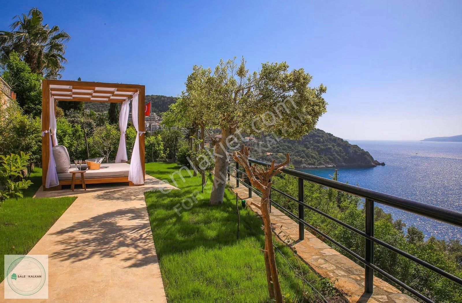 Kalkan Merkezde Denize Sıfır Aylık Kiralık Ultra Lüks Villa - Görsel 19