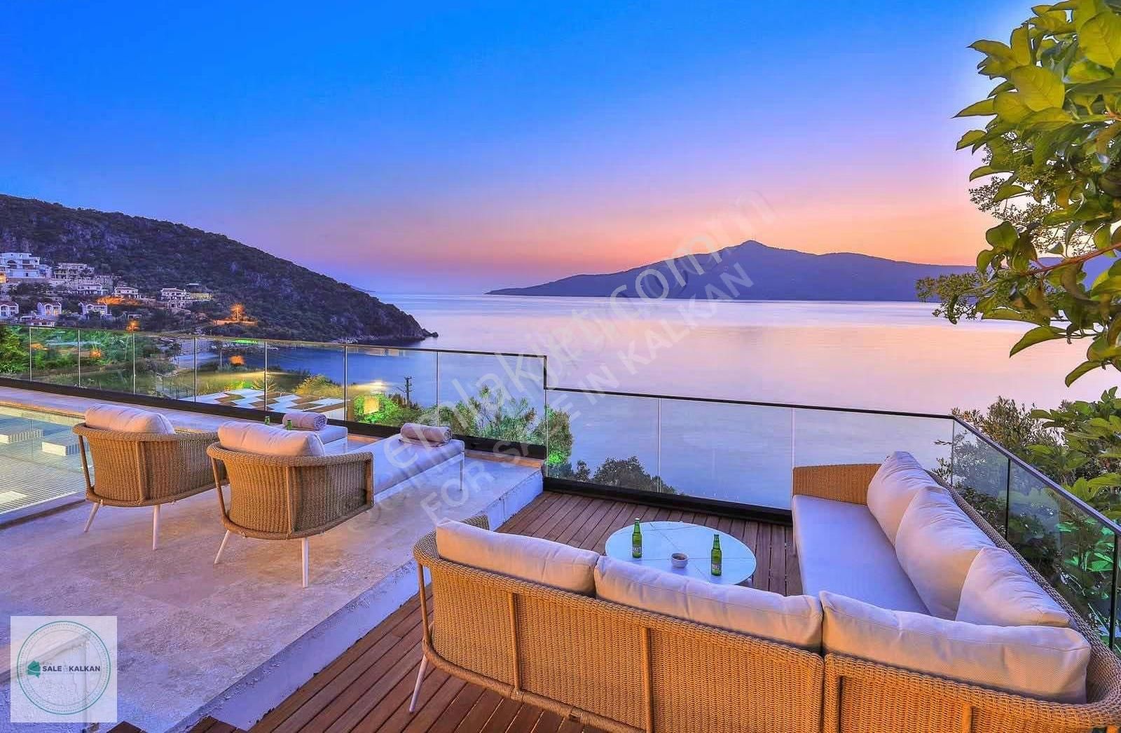 Kalkan Merkezde Denize Sıfır Aylık Kiralık Ultra Lüks Villa - Görsel 6