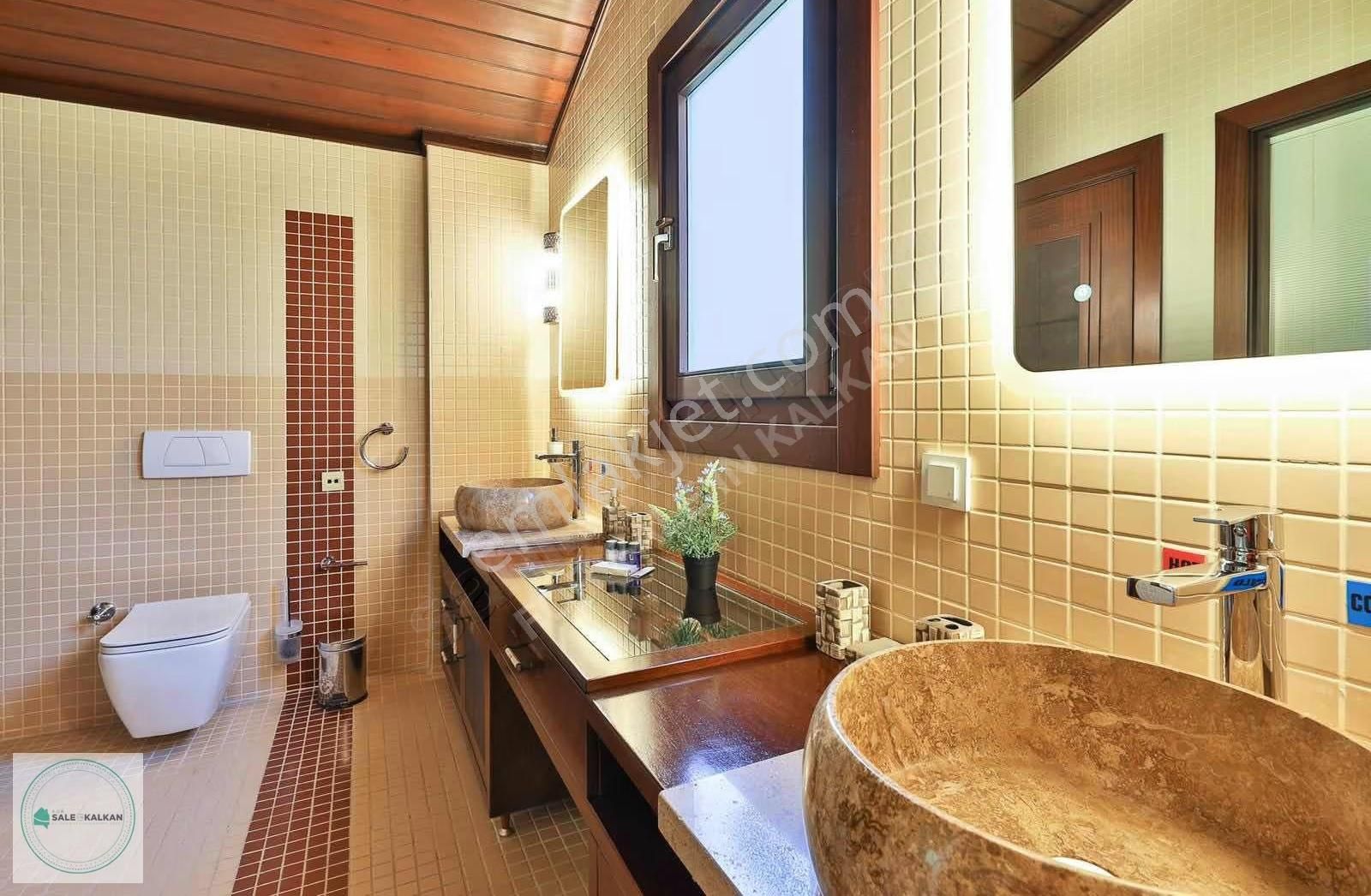 Kalkan Merkezde Denize Sıfır Aylık Kiralık Ultra Lüks Villa - Görsel 10