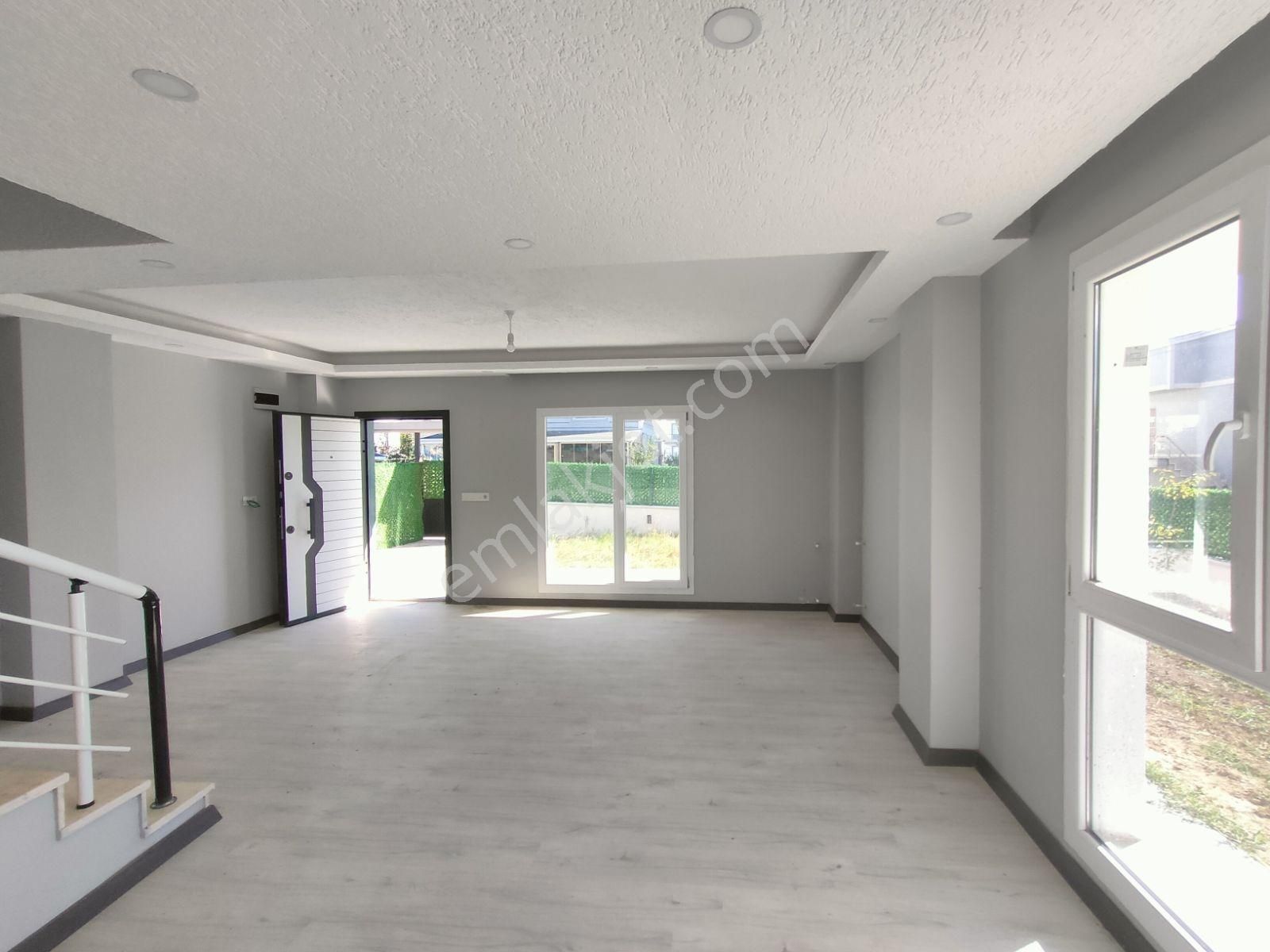 ⫷⫸kartallar'dan⫷⫸yeniçiftlik'te 4+1 Geniş Oturumlu Villa - Görsel 13