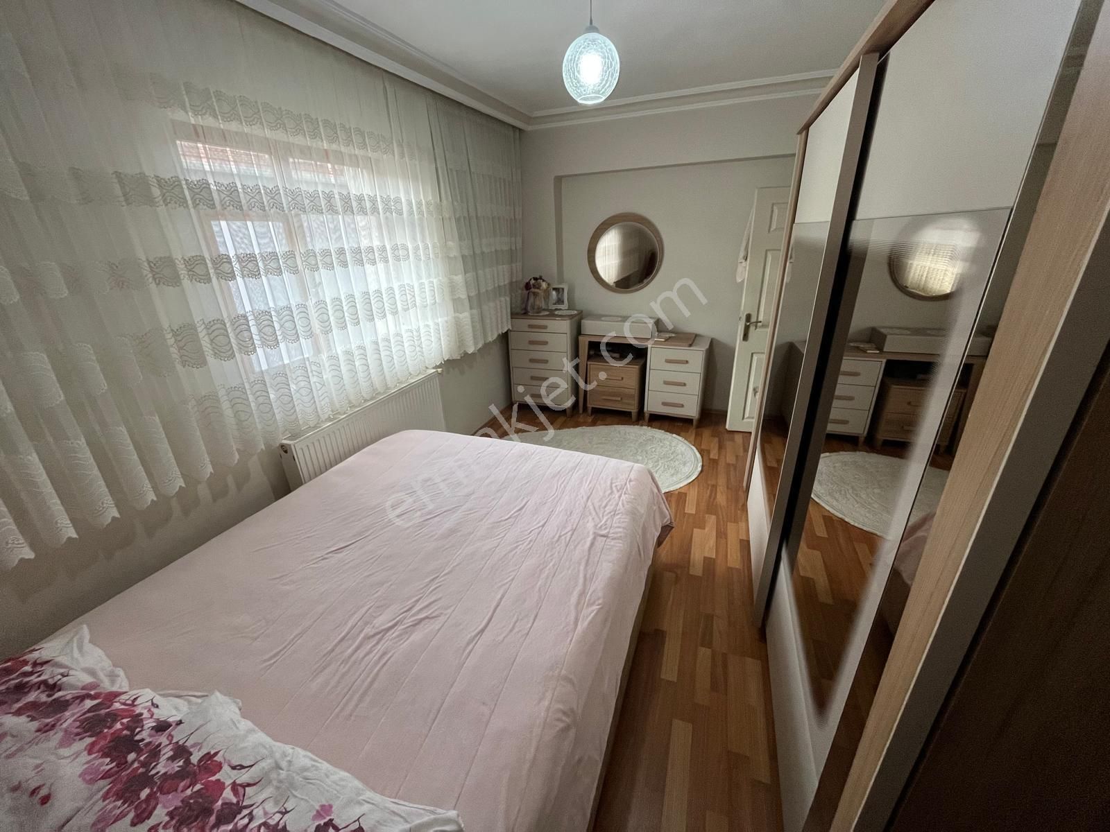 Plevne Mah'de Timuçin Sok'da Ebebeyn Banyolu Yapılı 3+1 Masrafsız Daire - Görsel 7