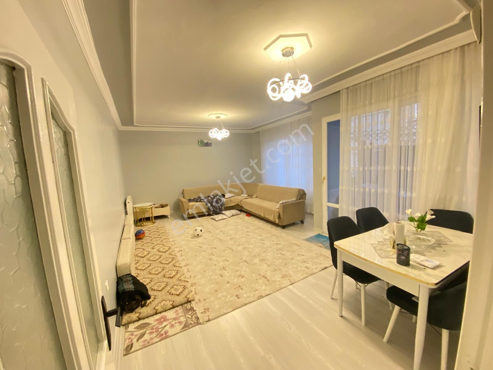 Prestijden Bahçelievler'de Full+full Yapılı Doğalgazlı 3+1 Daire