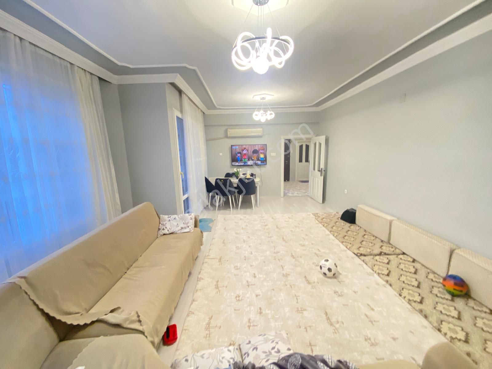 Prestijden Bahçelievler'de Full+full Yapılı Doğalgazlı 3+1 Daire - Görsel 3