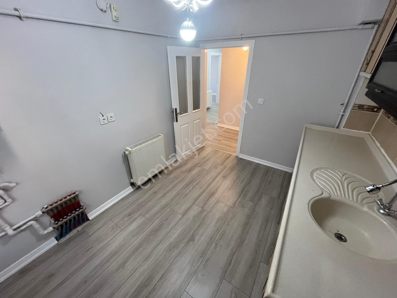 Selçuk Mah'de Kalaba Sok'da Bagımsız Yapılı 3+1 Masrafsız Satılık Daire - Görsel 4