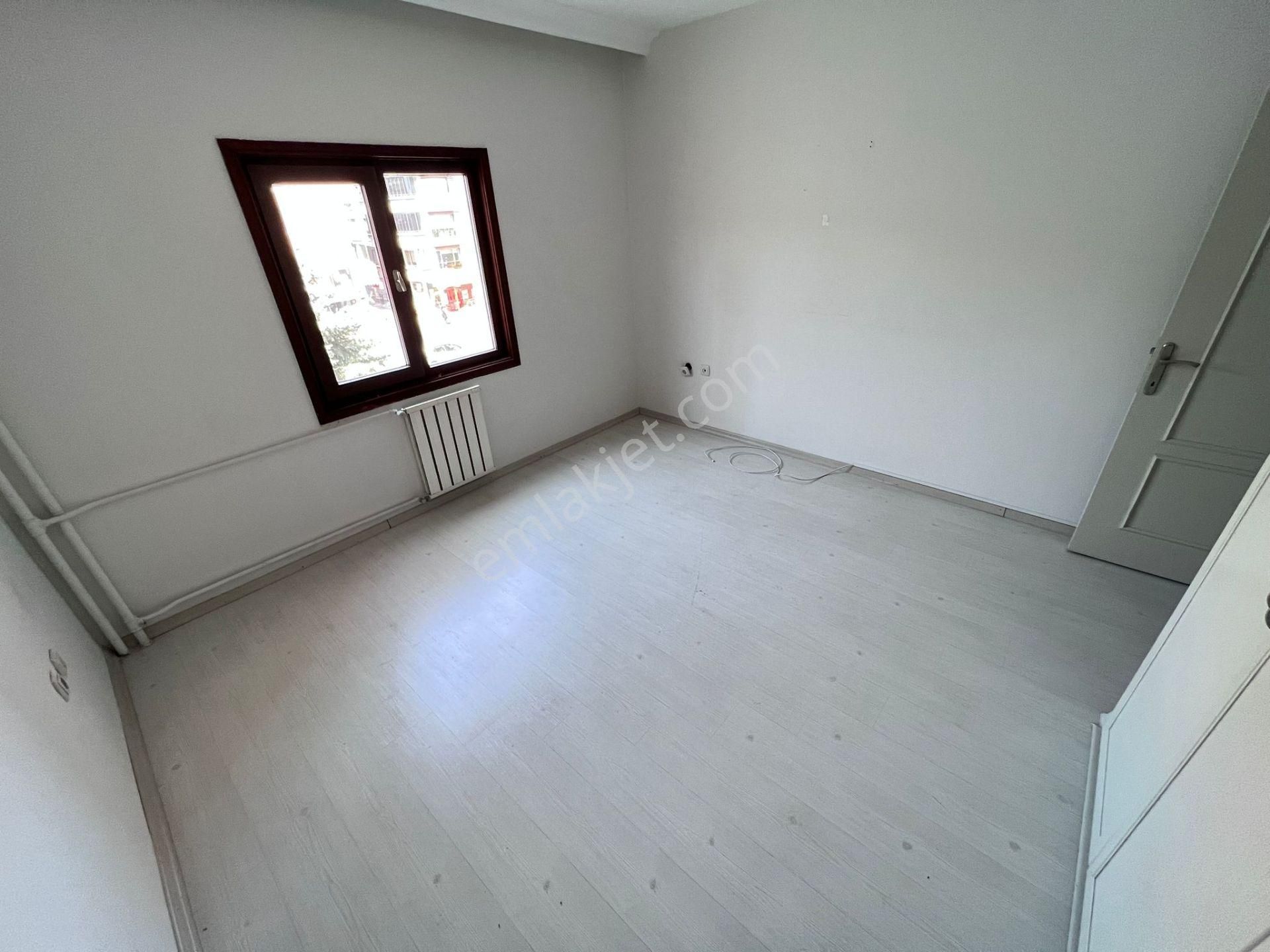 Atanora Vadi'den Dikmen Cad Üzeri 7*24 Güvenlikli Sitede Boş Ön Cephe 3+1 - Görsel 22