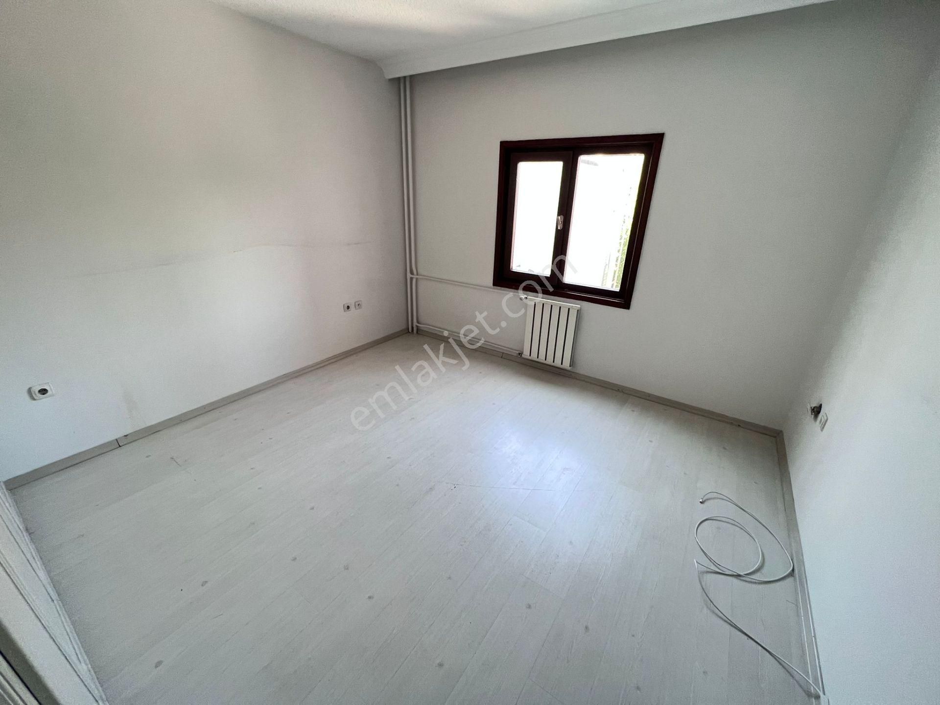 Atanora Vadi'den Dikmen Cad Üzeri 7*24 Güvenlikli Sitede Boş Ön Cephe 3+1 - Görsel 15