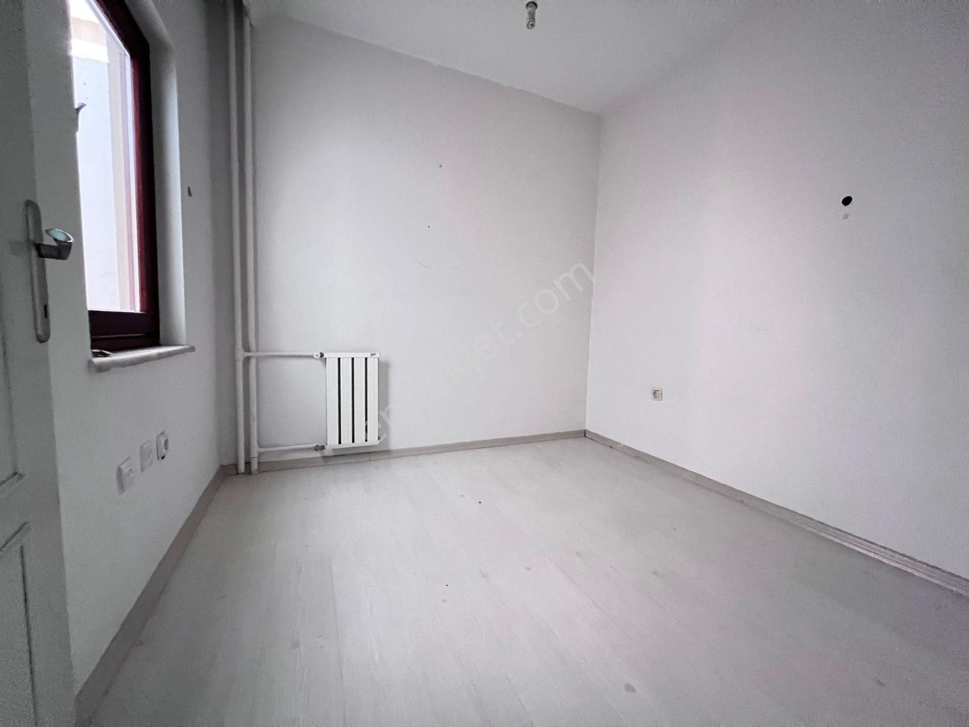 Atanora Vadi'den Dikmen Cad Üzeri 7*24 Güvenlikli Sitede Boş Ön Cephe 3+1 - Görsel 14