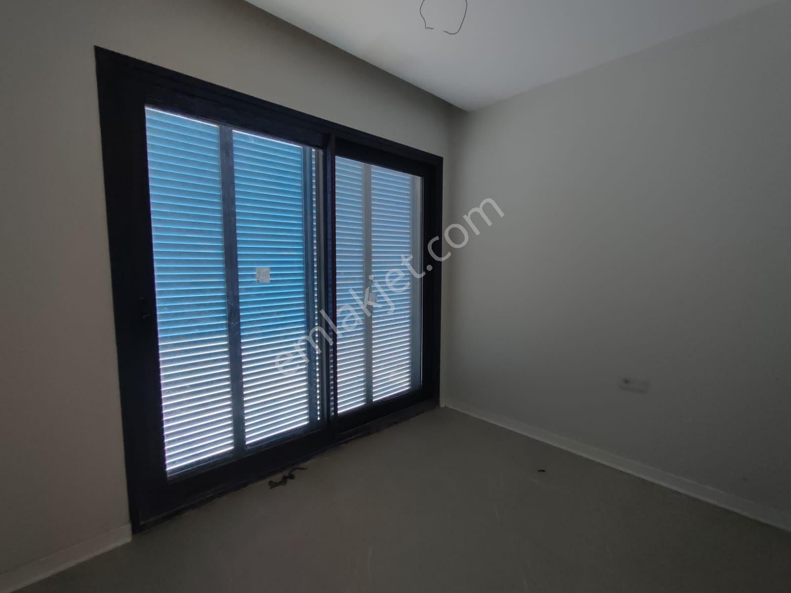 Kuşadası Karaova'da Müstakil Özel Havuzlu Sıfır 5+2 - Görsel 11