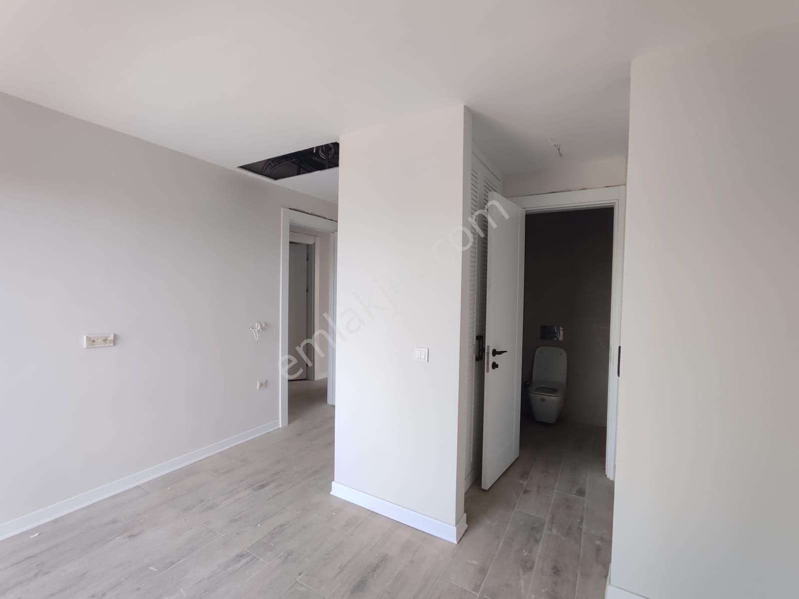 Kuşadası Karaova'da Müstakil Özel Havuzlu Sıfır 5+2 - Görsel 16