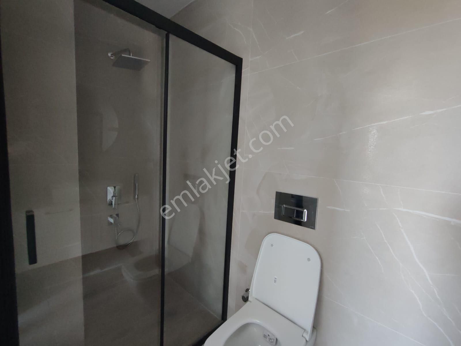 Kuşadası Karaova'da Müstakil Özel Havuzlu Sıfır 5+2 - Görsel 19