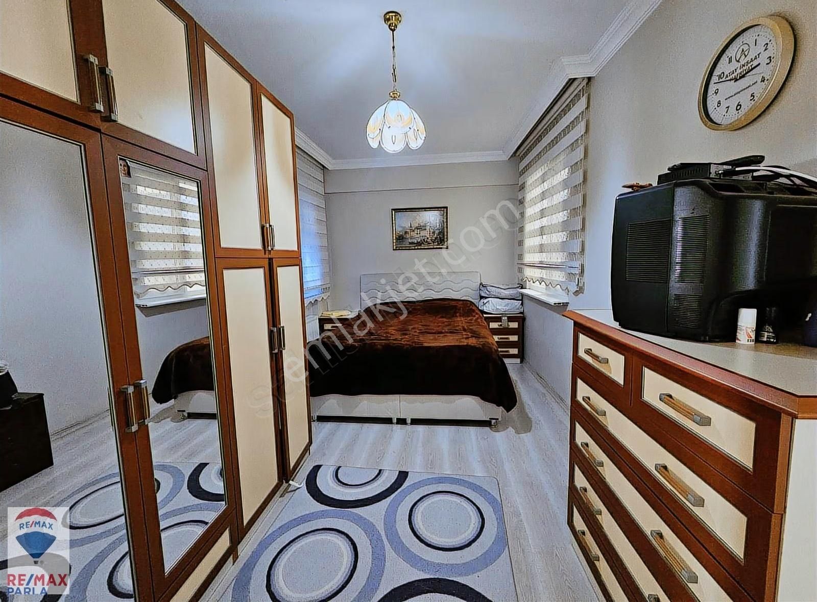 Çiftlik Caddesine Cephe Satılık 230 M2 5+2 Daire - Görsel 5