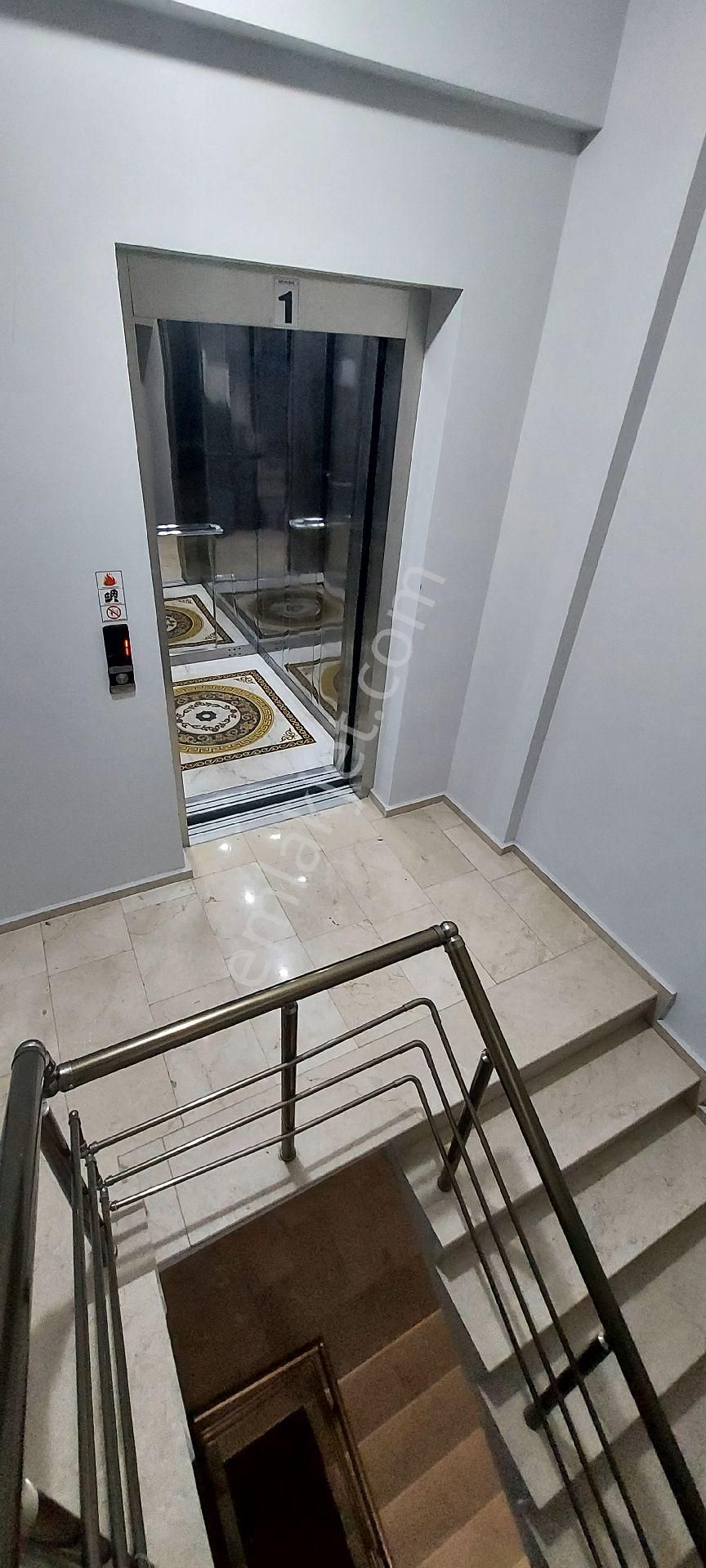 Mehmetçikte Kıbrıs Şehitlere 1 Sokak Foruma Diş Hastanesine 5 Dak Yürüme Mesafesinde - Görsel 25