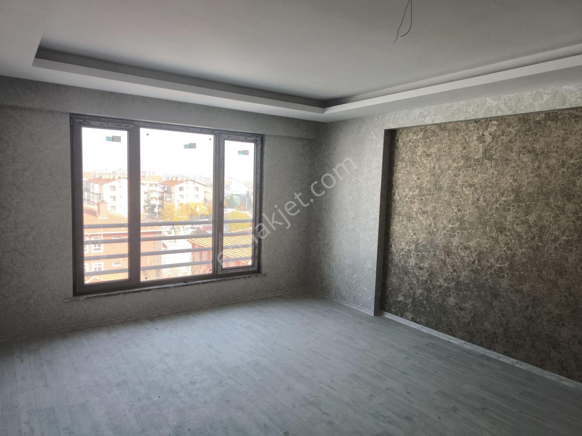 Esenler Mh. Yer Konum Güzel Ferah 3+1 Daire - Görsel 8