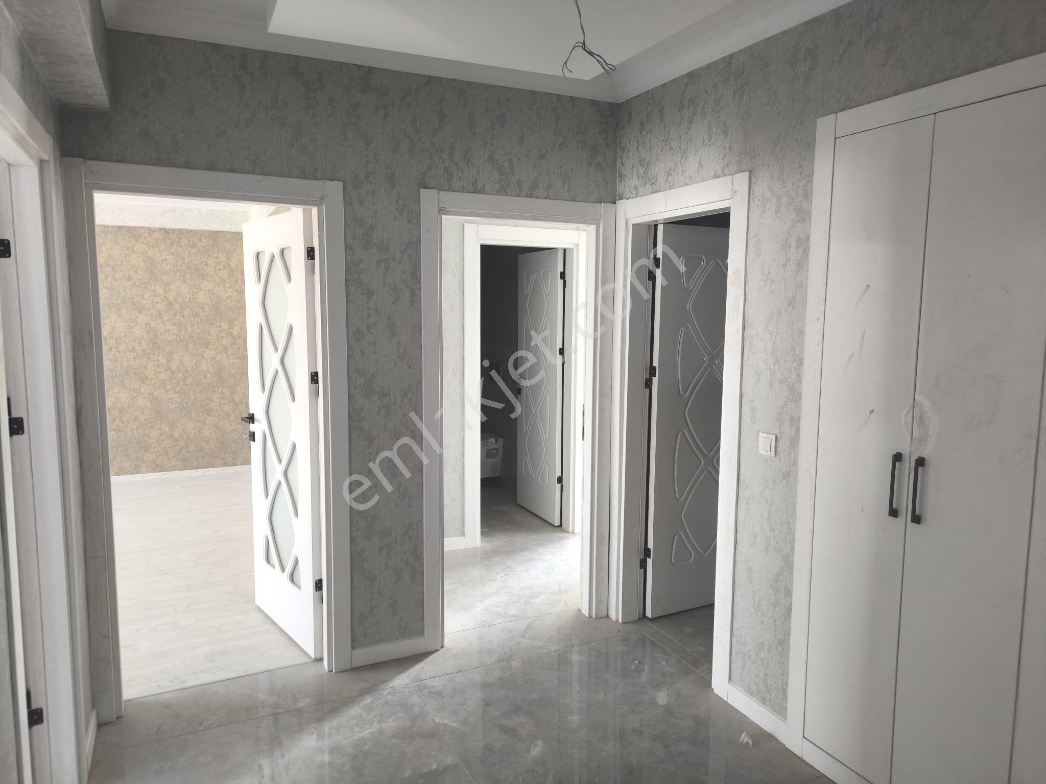 Esenler Mh. Yer Konum Güzel Ferah 3+1 Daire - Görsel 24