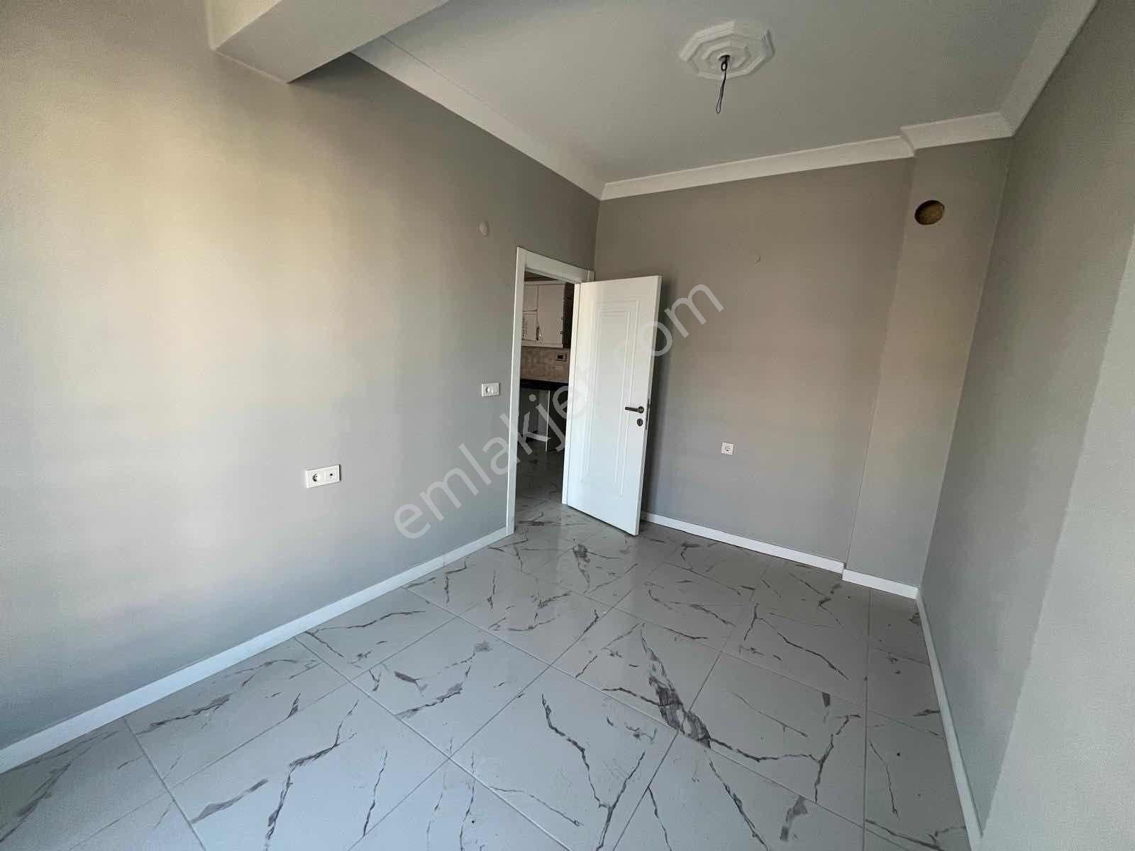Balıkesir Alıeylül Fahri Kiraz Yakını Satılık 1+1 Sıfır Daire