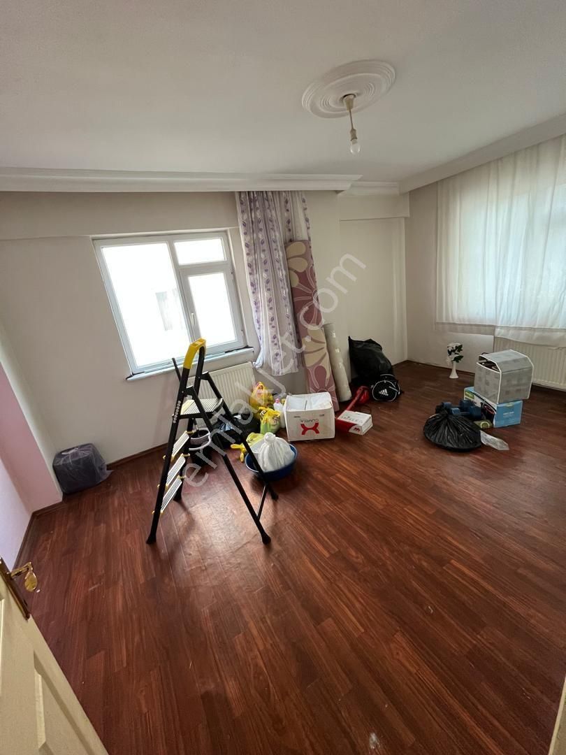 Ümraniye Çakmak Tavukçuyolu Caddesi Özduru Sokak 3.kat 3+1 Kiralık Daire Ev - Görsel 10
