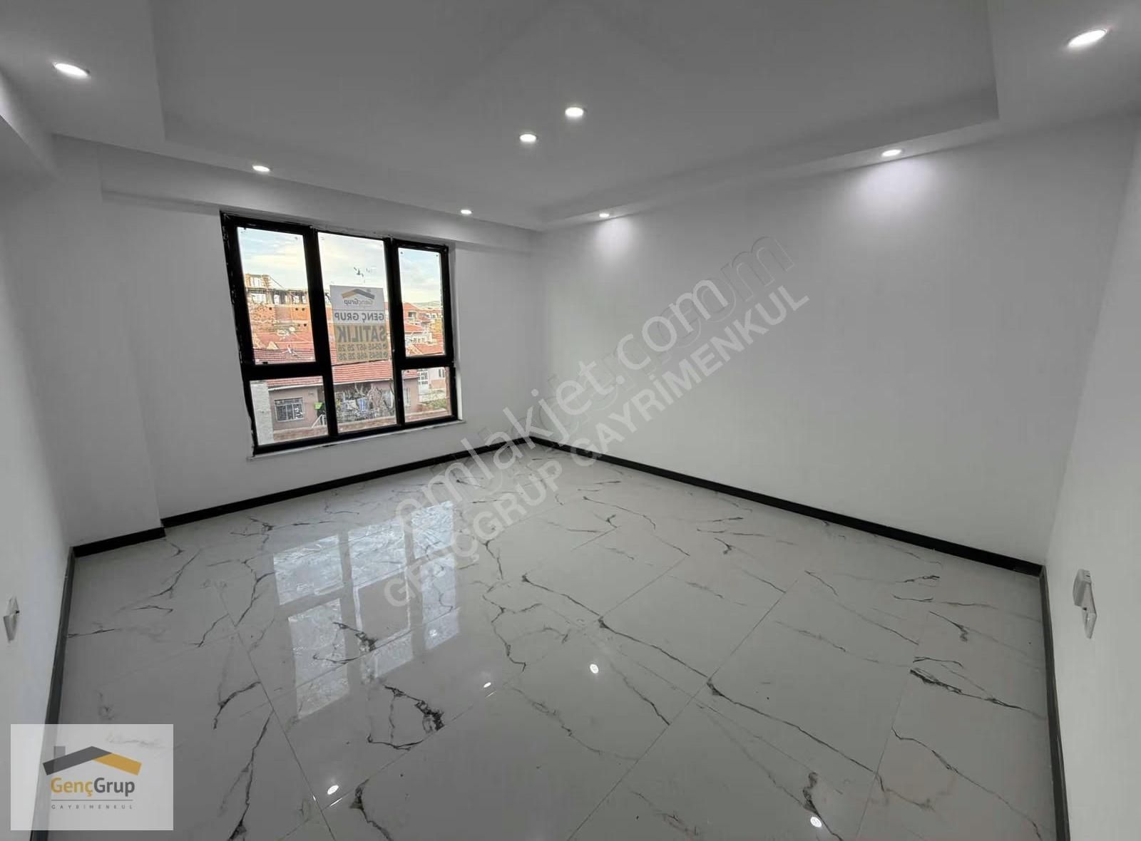 *genç Grup* Zafer'de Özel Garajlı,ara Kat,yüksek Kredili Şık 2+1 - Görsel 21