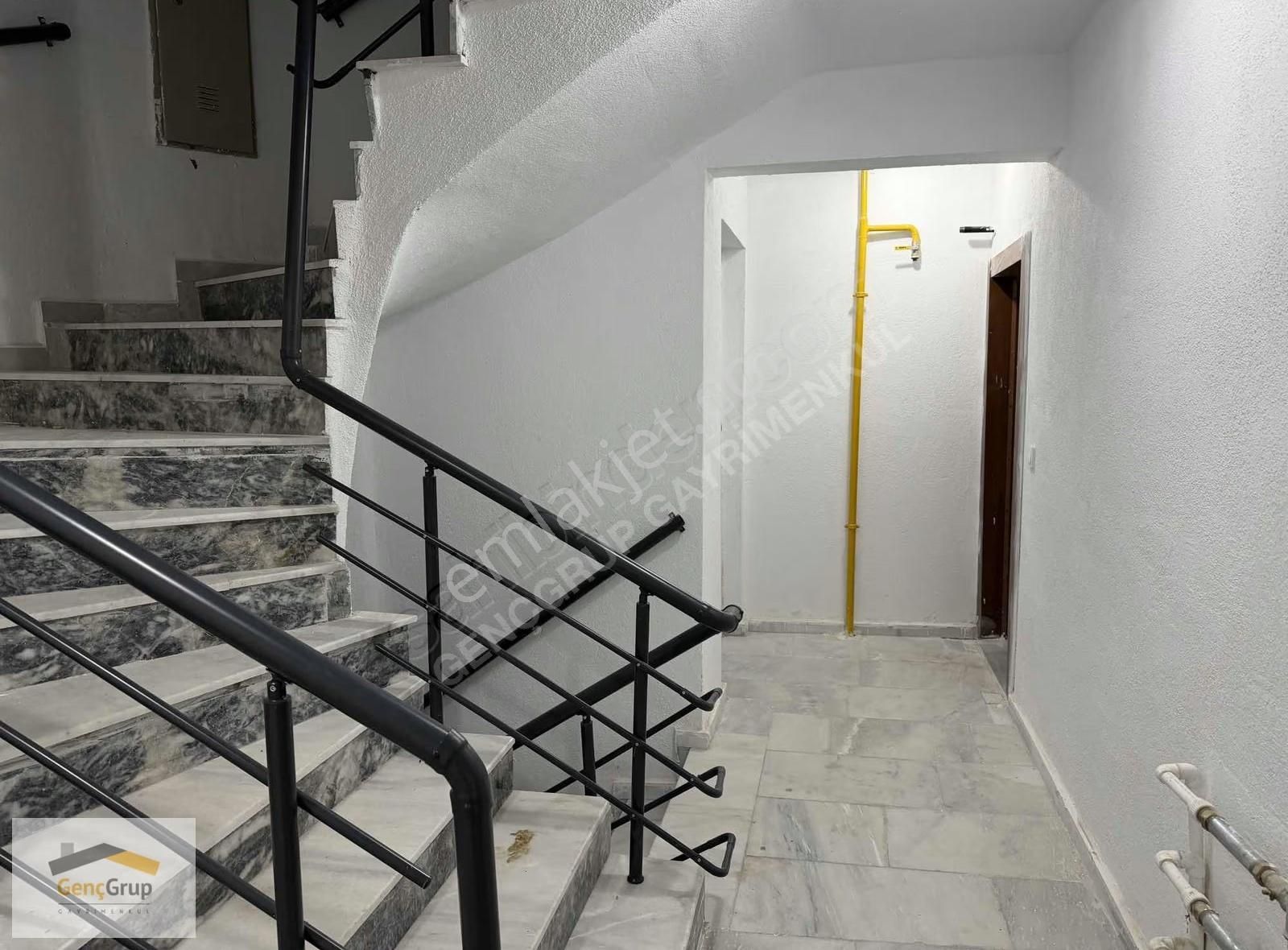 *genç Grup* Zafer'de Özel Garajlı,ara Kat,yüksek Kredili Şık 2+1 - Görsel 8