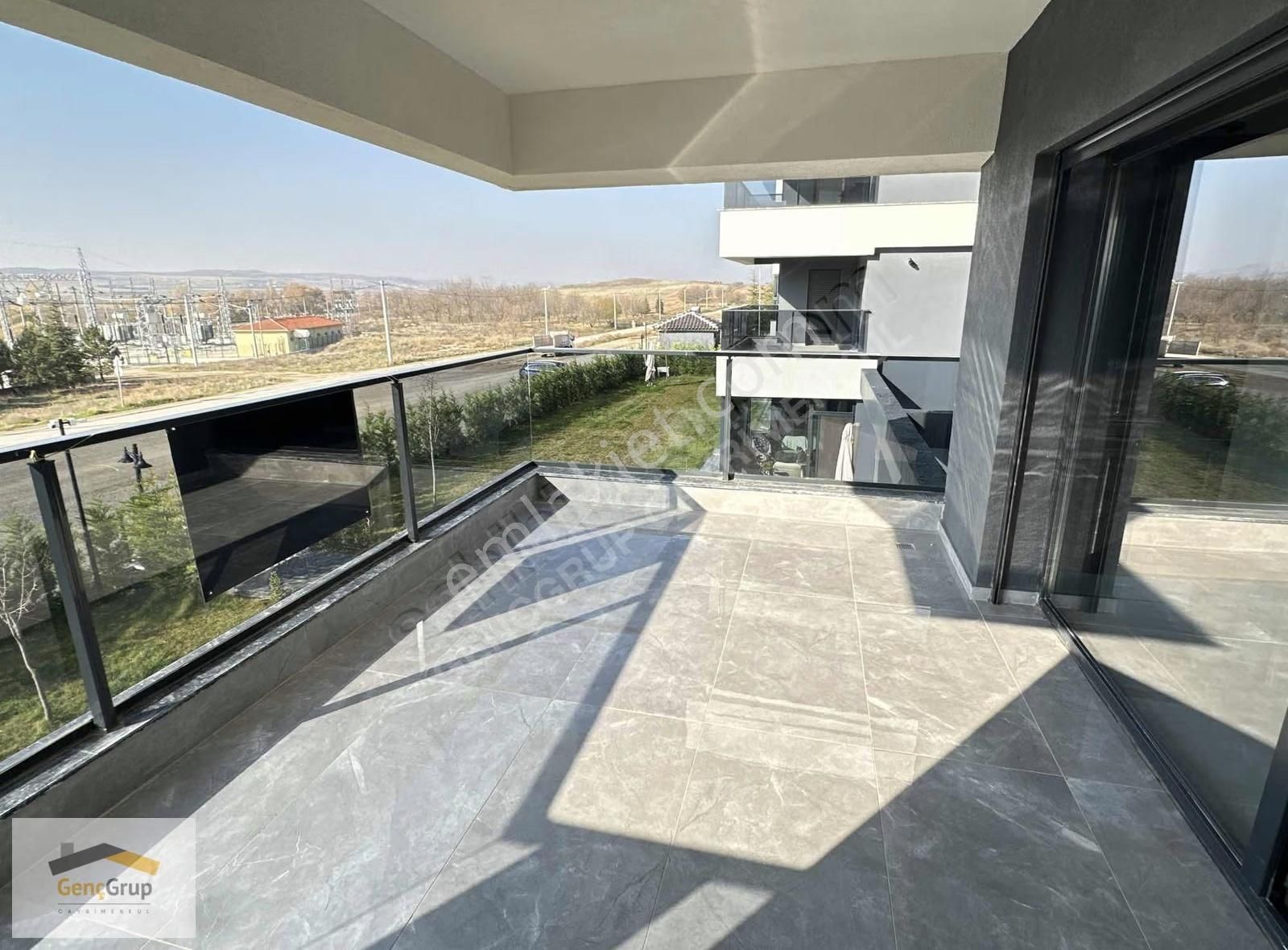 *genç Grup* Yenişehir Park Evlerinde 220 M2 4+1 Kiralık Daire - Görsel 28