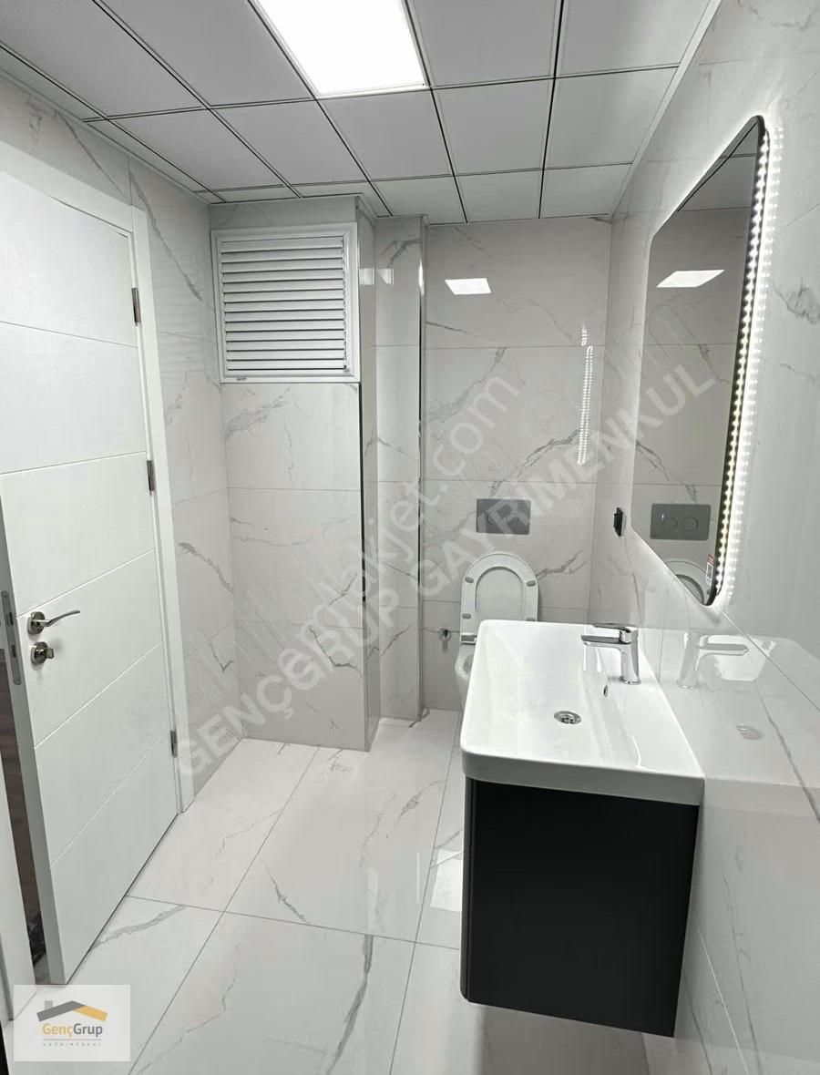 *genç Grup* Yenişehir Park Evlerinde 220 M2 4+1 Kiralık Daire - Görsel 2