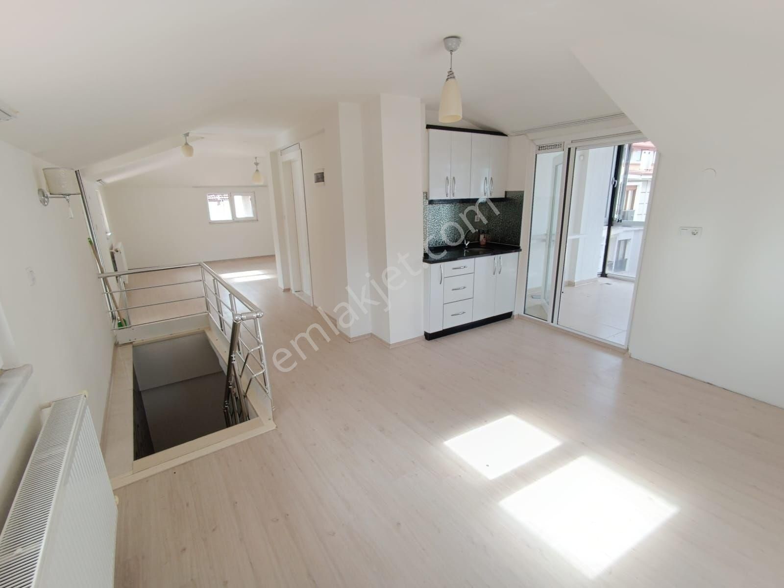 Atalarda 2+1 160 M2 Dubleks Daire - Görsel 4