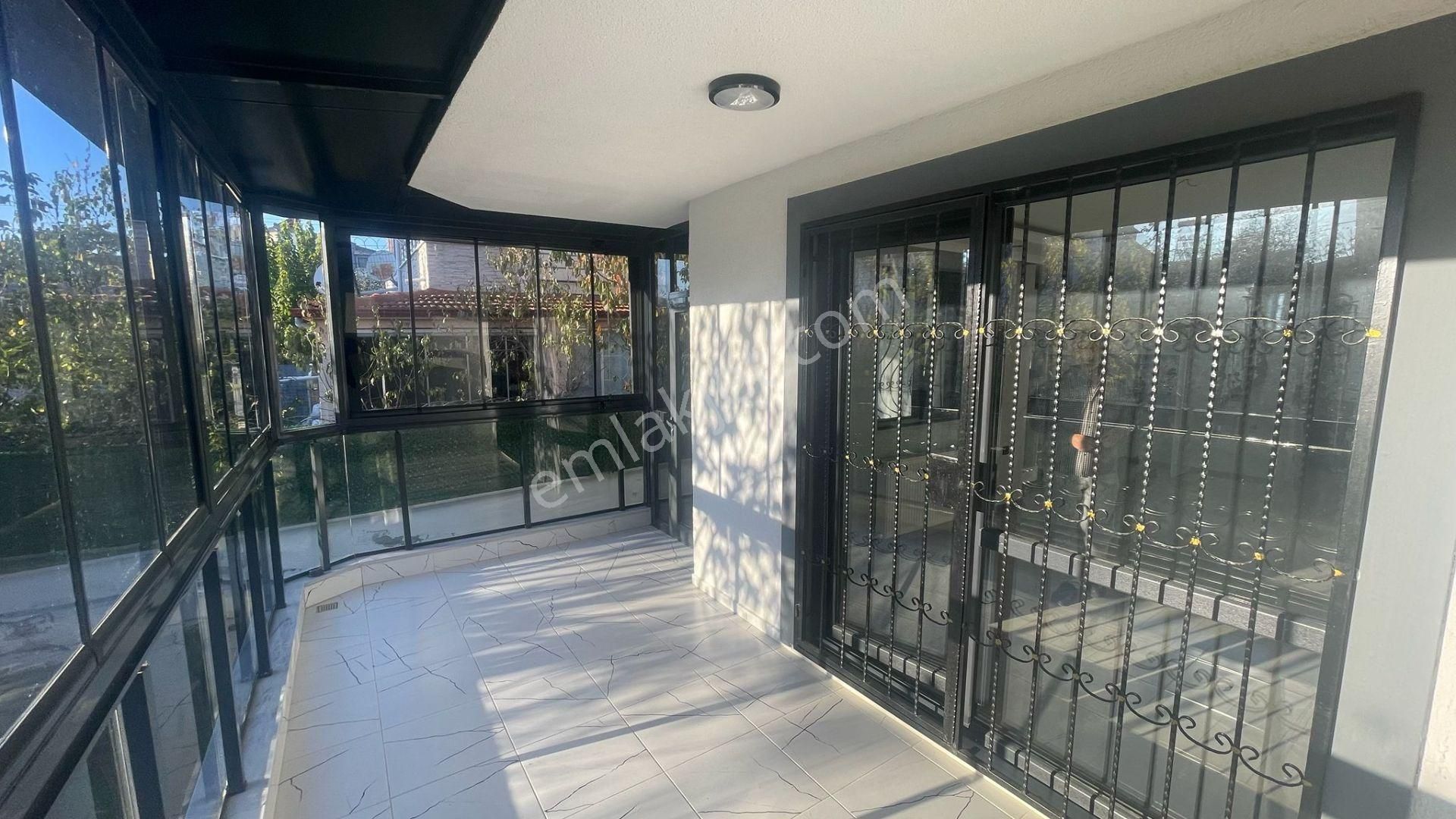 Yeniçiftlik'te Denize 600 Metre Mesafede Kombi Pet Haz 2+1 Villa - Görsel 14