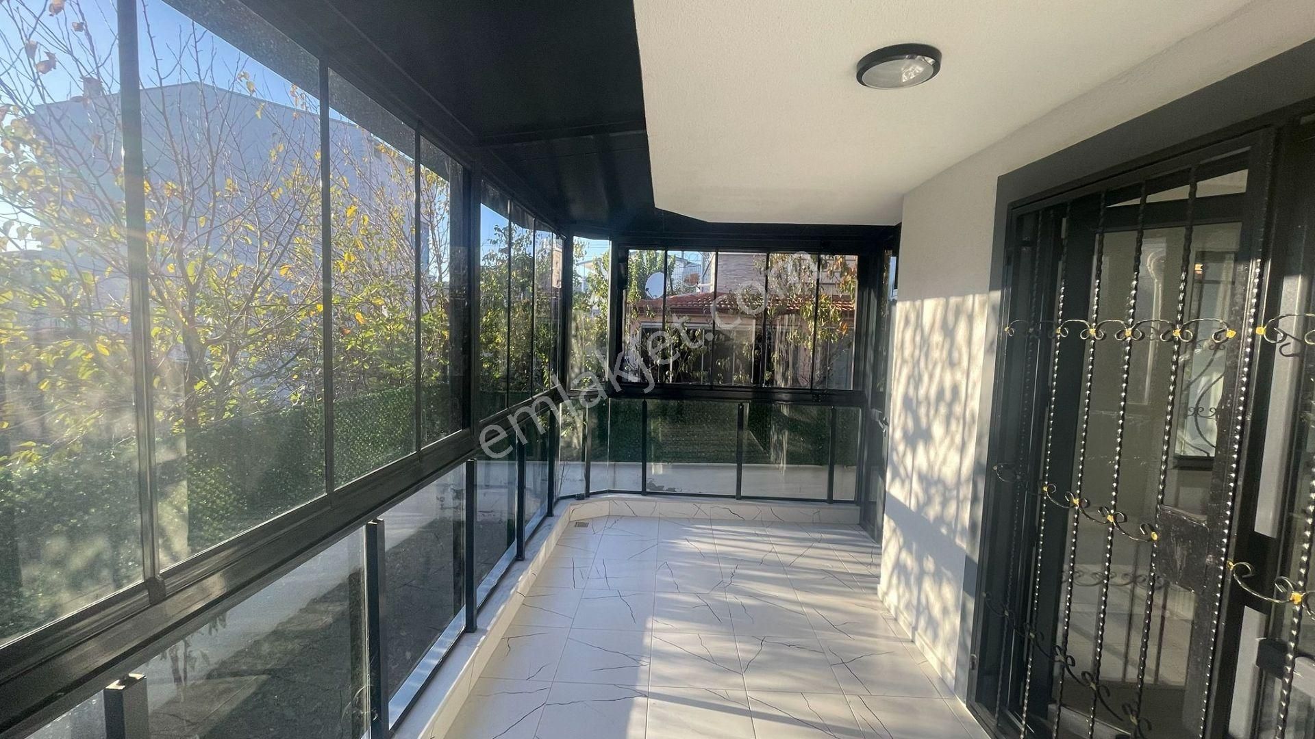 Yeniçiftlik'te Denize 600 Metre Mesafede Kombi Pet Haz 2+1 Villa - Görsel 15