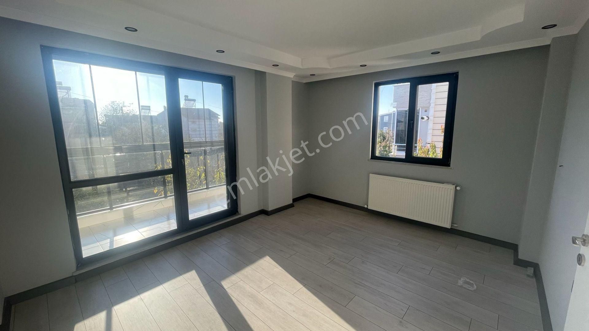 Yeniçiftlik'te Denize 600 Metre Mesafede Kombi Pet Haz 2+1 Villa - Görsel 3