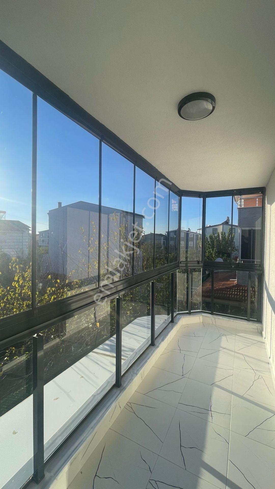 Yeniçiftlik'te Denize 600 Metre Mesafede Kombi Pet Haz 2+1 Villa - Görsel 9