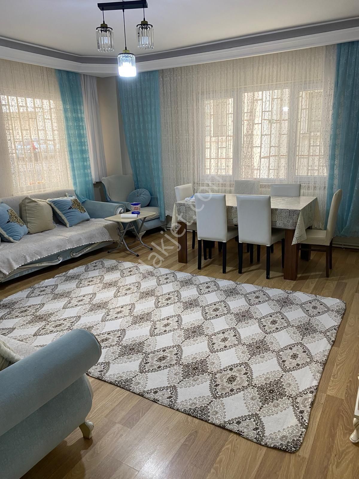 Kayalar Emlaktan Muhittin Mah.de Satılık 3+1