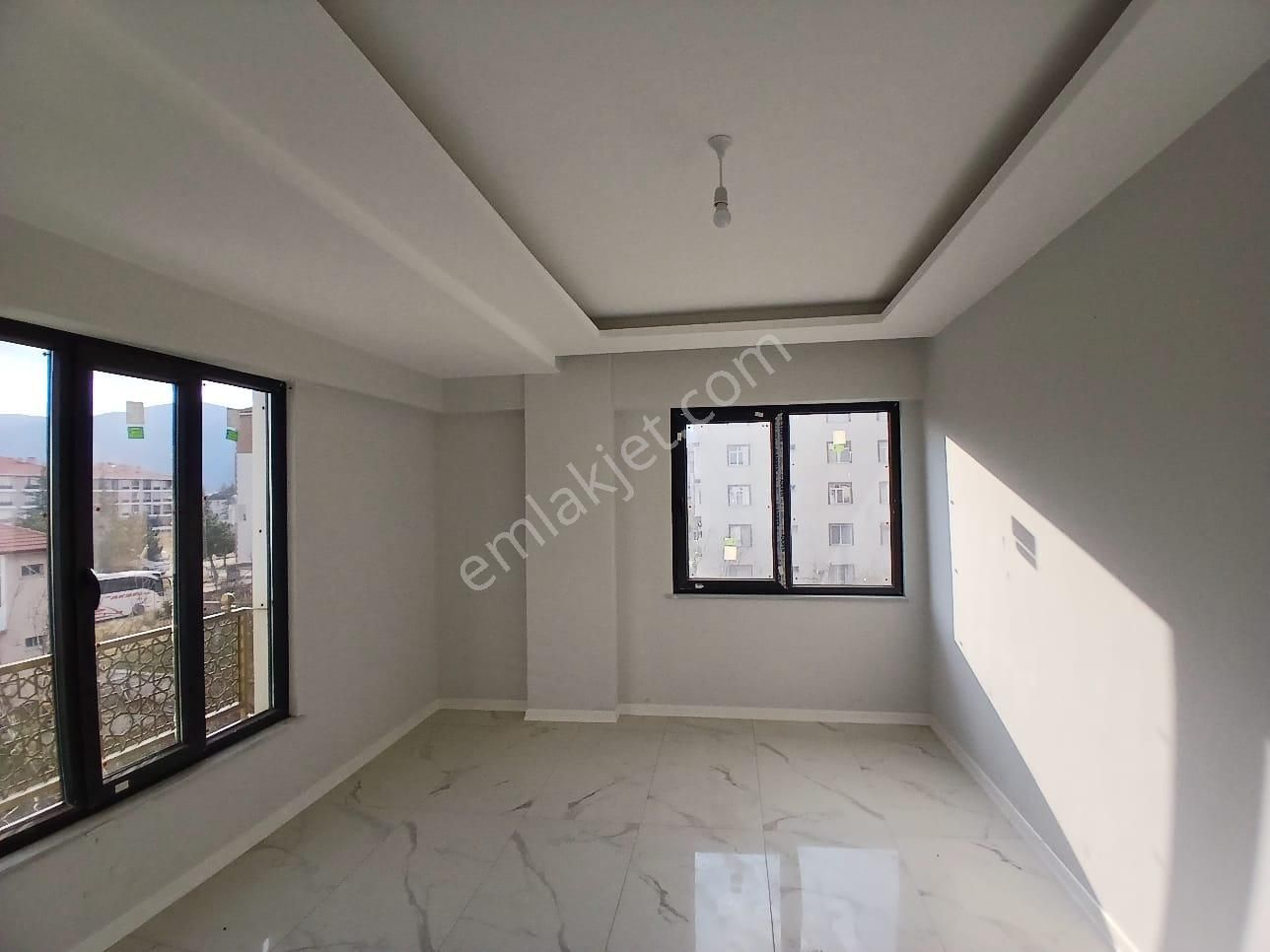 Akçay Emlak'tan Akşehir Park Hayat Hastahanesi Civarı Satılık Sıfır 2+1 Daire - Görsel 4