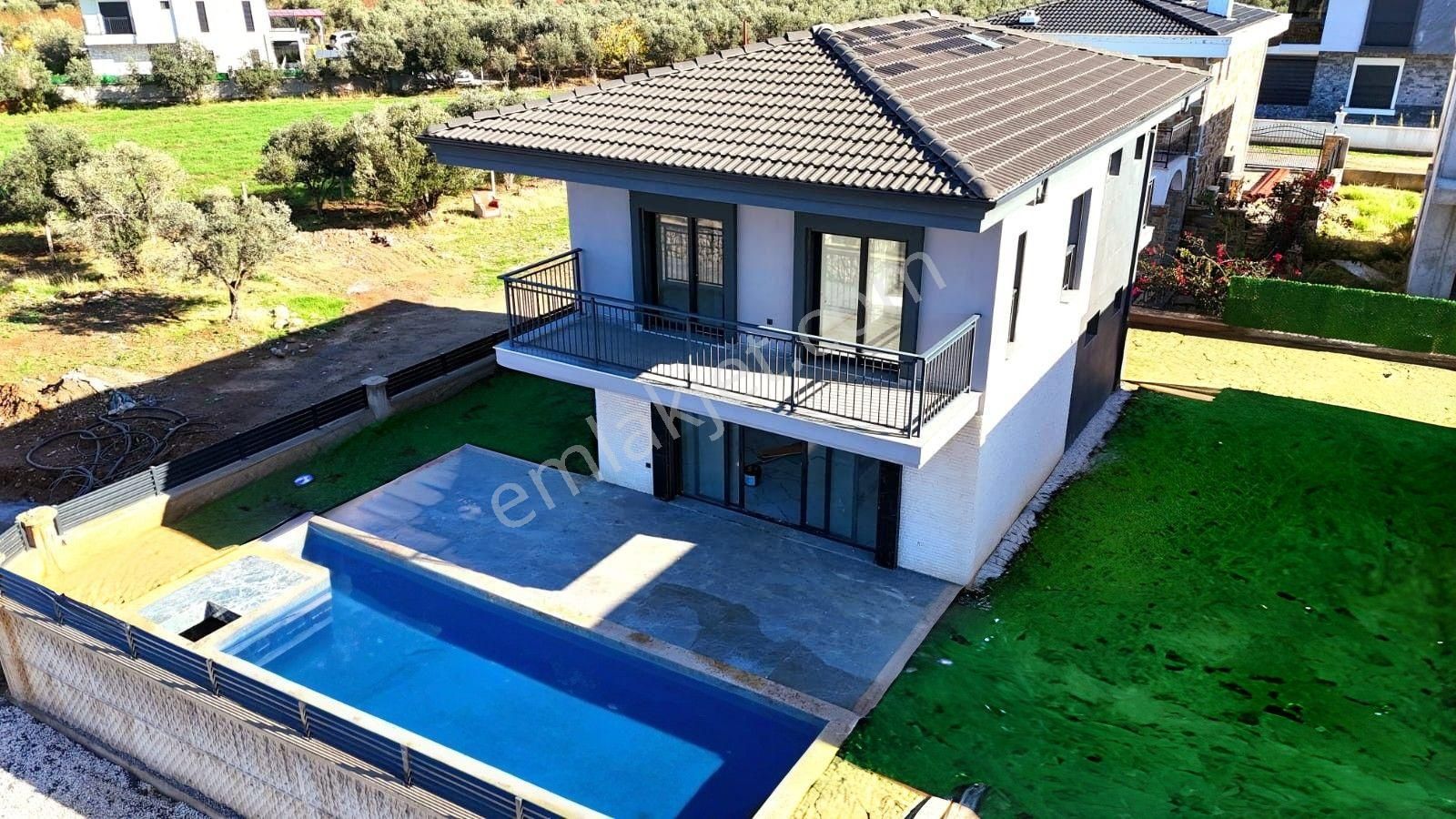 Kuşadası Davutlar’da Özel Bahçeli, Özel Havuzlu Sıfır Dubleks Lüks Villa - Görsel 3