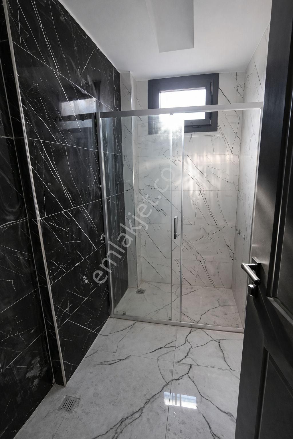 Kuşadası Davutlar’da Özel Bahçeli, Özel Havuzlu Sıfır Dubleks Lüks Villa - Görsel 35