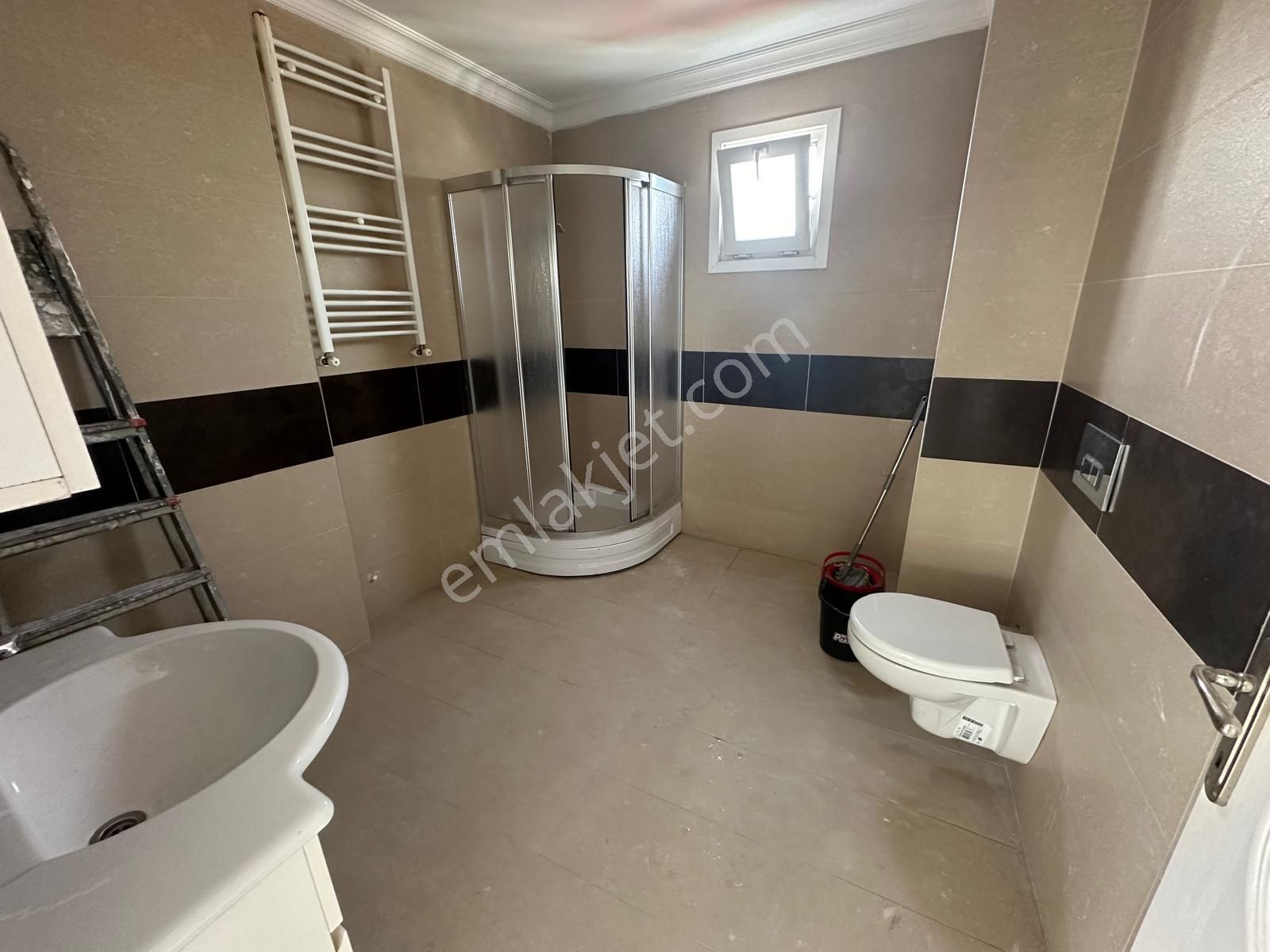 Gültepe'de Cadde Üzerinde 1+1 Kiralık Daire,artum'dan - Görsel 7