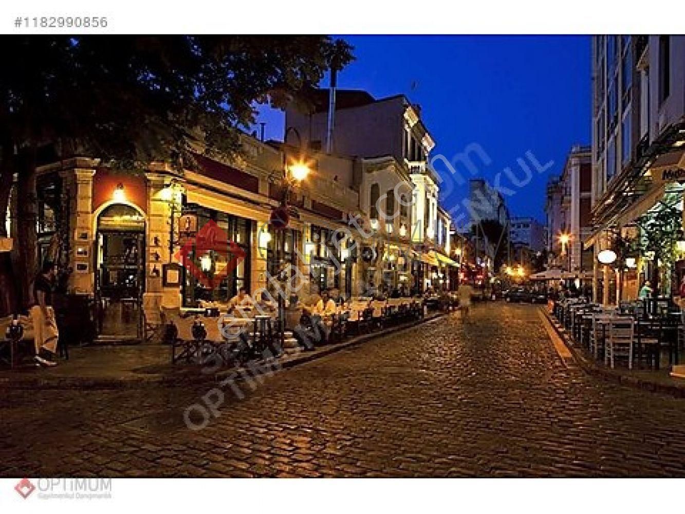 Panoromik Deniz Manzaralı , Balkonlu Aydınlık Ferah Daire