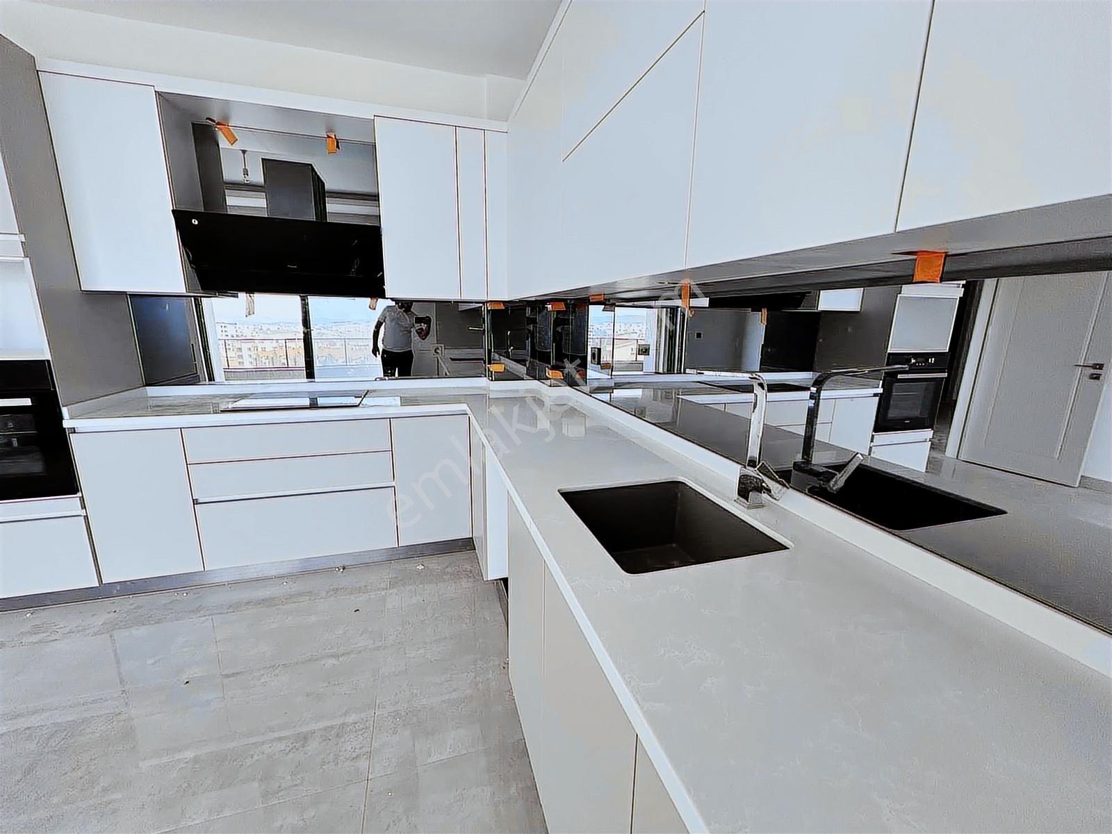 Kayapa Çamlıkta Net 223m2 Ultra Geniş 4+1 Özel Tasarımlı Daire - Görsel 26