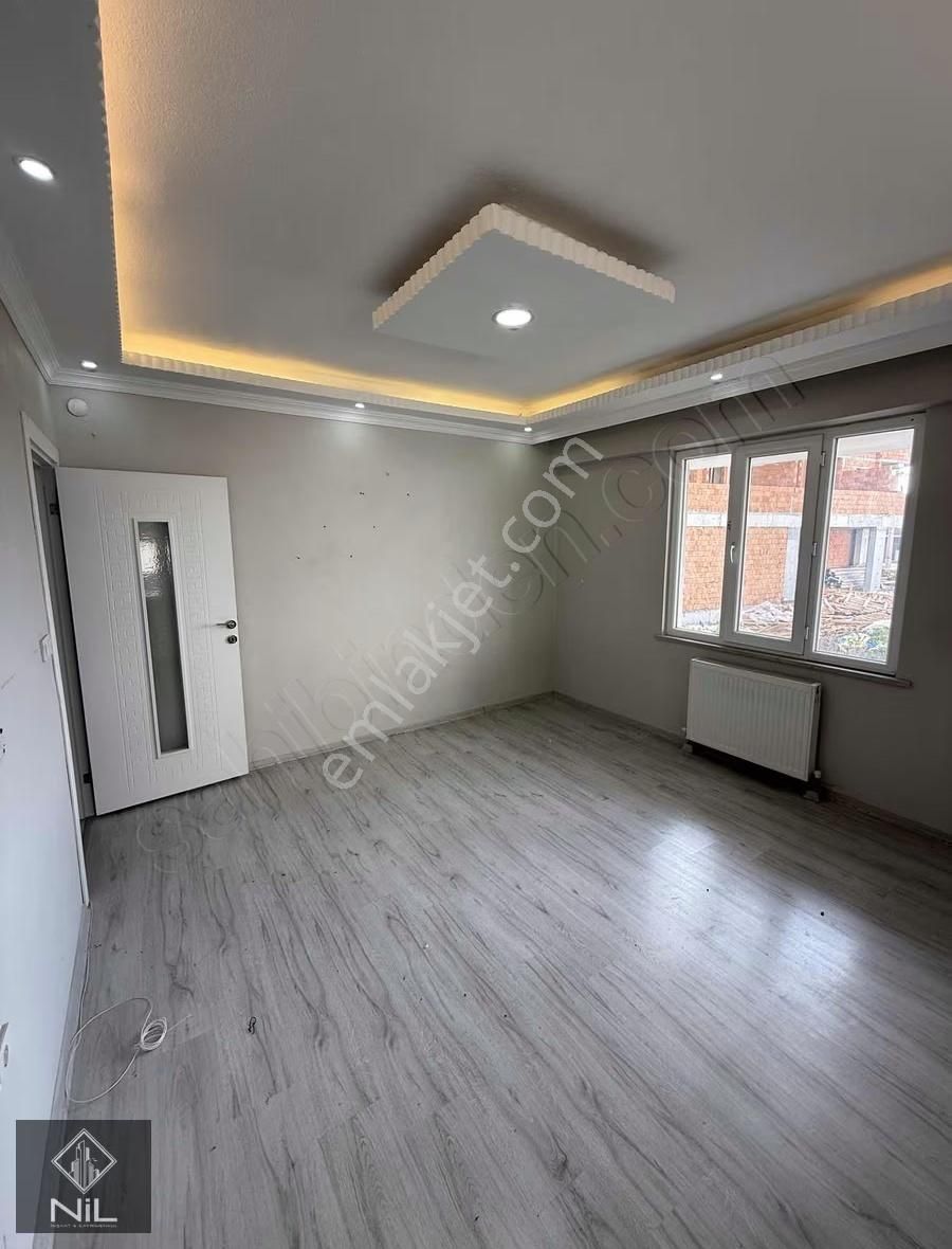 2+1 Yüksek Giriş Geniş Ferah Kombili İskanlı Satılık Daire - Görsel 3