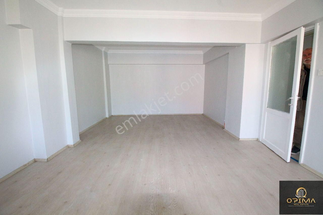 Opimadan Halitpaşada Çarşı Merkezde Ara Kat 2+1 Kiralık Daire - Görsel 6