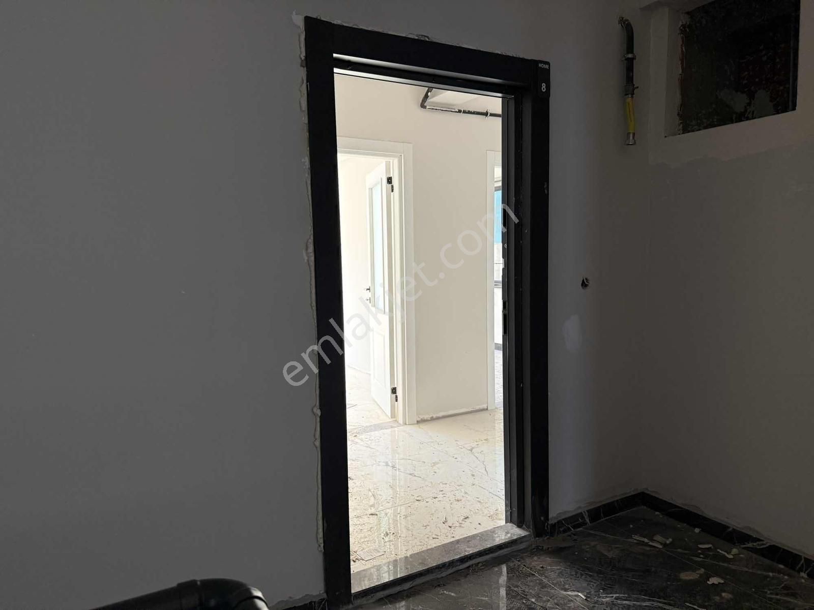 Tapu54 | Arifiye Fatih Mah. Satılık 3+1 Ebeveyn Banyolu Daire - Görsel 3