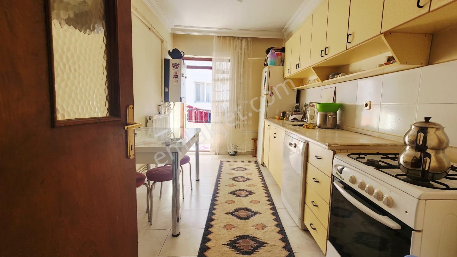 Kalecik Emlak'tan Fatih Mahallelsinde Güney Doğu Cepheli 3+1 - Görsel 4